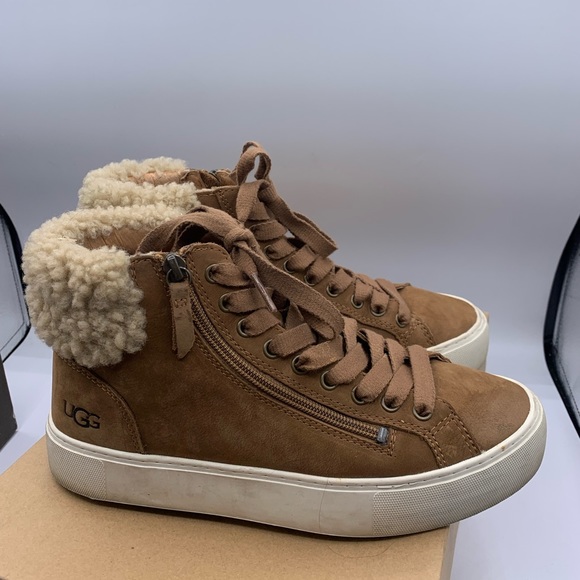 UGG Briena Hi Top Sneaker Camel Color Size 9 with UGG Sheepskin Care Kit - Picture 3 of 10